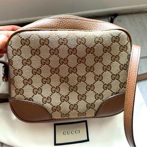 GUCCI Bree GG Leather Canvas Crossbody Shoulder Bag!